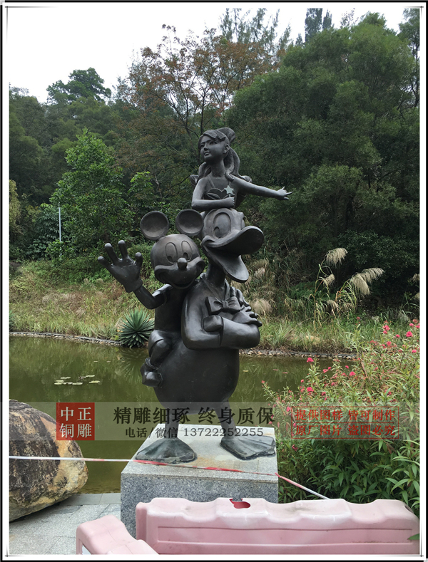 卡通人物雕塑廠家.jpg 卡通人物雕塑廠家.jpg