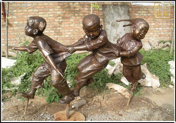 三個小孩園林人物銅雕塑.jpg