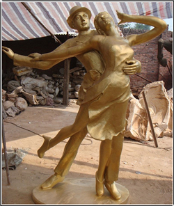 西方鎏金人物雕塑